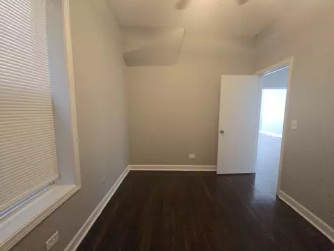 358 E 70th Pl, Chicago, IL 60637 photo 6