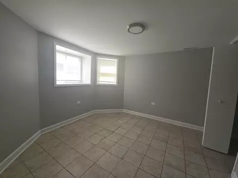 358 E 70th Pl, Chicago, IL 60637 photo 17