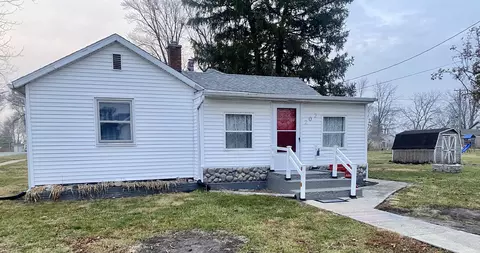 202 E Locust St, Tolono, IL 61880