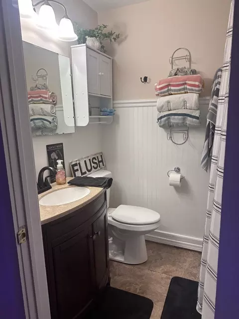 202 E Locust St, Tolono, IL 61880 photo 6