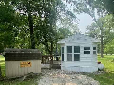 6 113 Woodhaven, Sublette, IL 61367 photo 2