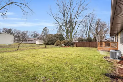 414 S Maple St, Gilman, IL 60938 photo 30