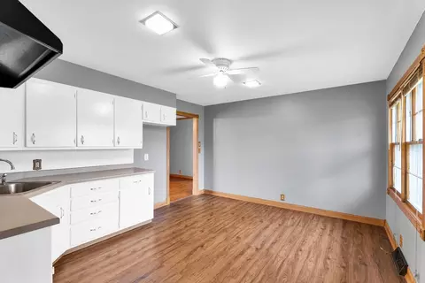 414 S Maple St, Gilman, IL 60938 photo 13