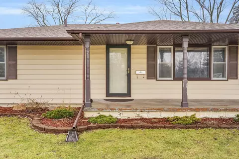 414 S Maple St, Gilman, IL 60938 photo 4