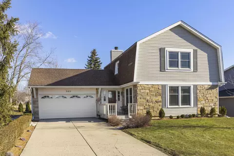 305 Stoney Brook Ct, Algonquin, IL 60102