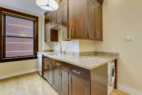 5555 S Everett Ave #C8, Chicago, IL 60637 photo 10