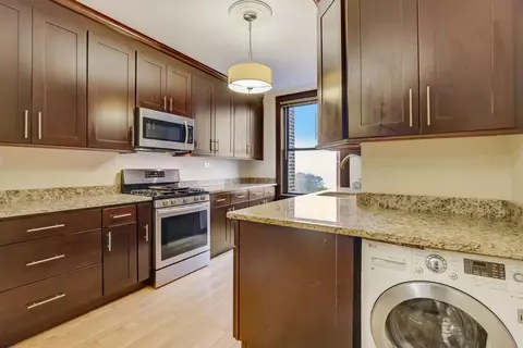 5555 S Everett Ave #C8, Chicago, IL 60637 photo 8