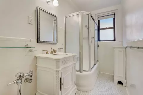 5555 S Everett Ave #C8, Chicago, IL 60637 photo 14