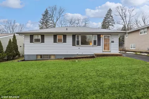 302 S Pierce Ave, Wheaton, IL 60187