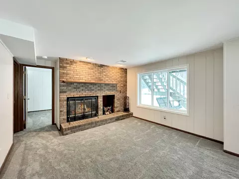Living - 2262 Breckenboro Dr, Davis, IL 61019 photo 3 of 5