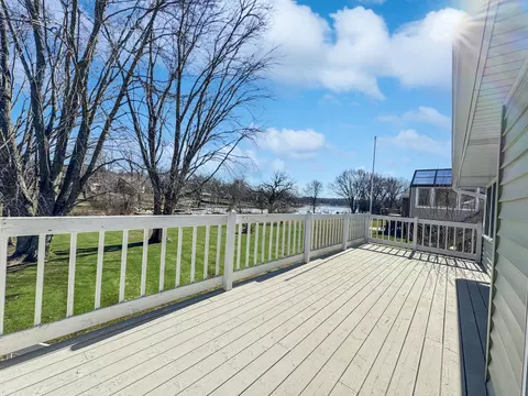 Exterior - 2262 Breckenboro Dr, Davis, IL 61019 photo 18 of 19
