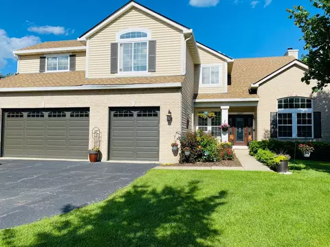 1347 Kettering Rd, Mundelein, IL 60060