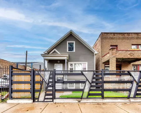4744 W Fulton St, Chicago, IL 60644