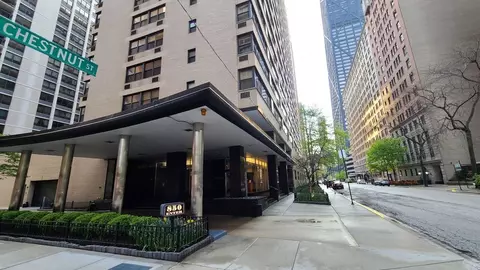 850 N Dewitt Pl #17K, Chicago, IL 60611
