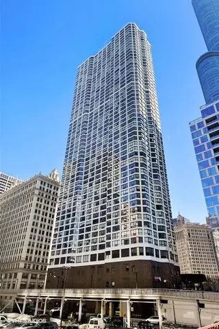 405 N Wabash Ave #5102, Chicago, IL 60611