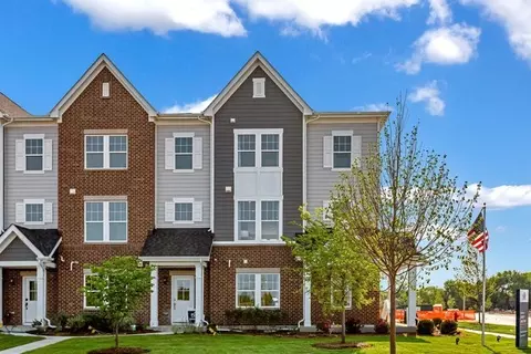 166 Yorktown Ct, Libertyville, IL 60048