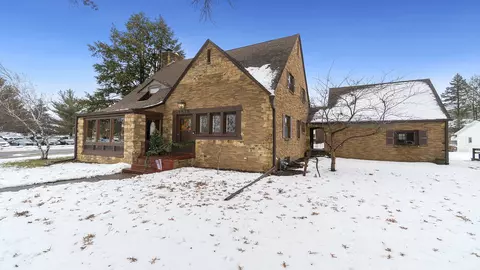 1514 Locust St, Sterling, IL 61081