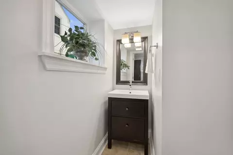 Bath - 726 Forest Rd, Glenview, IL 60025 photo 1 of 3