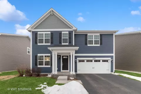 3763 Saint James Ct, Elgin, IL 60124 photo 2