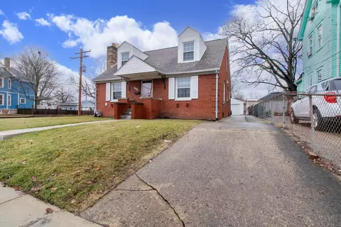 911 Elder St, Bloomington, IL 61701 photo 39
