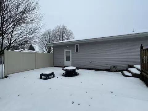 25601 Front St, Sterling, IL 61081 photo 46