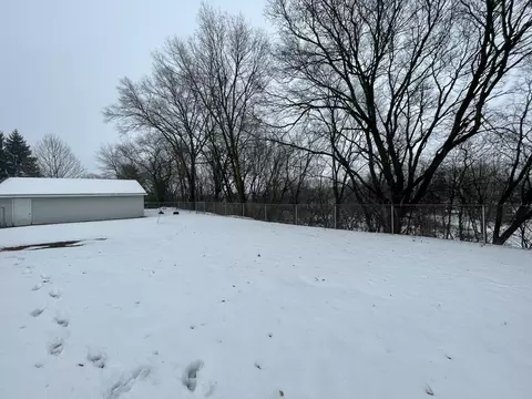25601 Front St, Sterling, IL 61081 photo 44