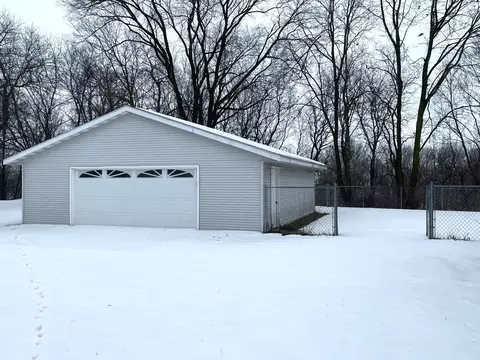 25601 Front St, Sterling, IL 61081 photo 51