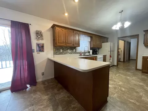 25601 Front St, Sterling, IL 61081 photo 12