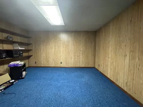 25601 Front St, Sterling, IL 61081 photo 42
