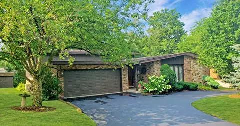 14102 S Cherokee Trl, Homer Glen, IL 60491