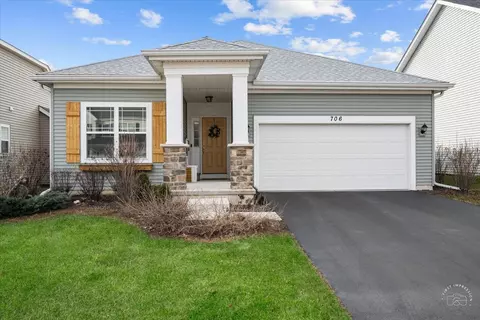 706 Virginia St, Elburn, IL 60119