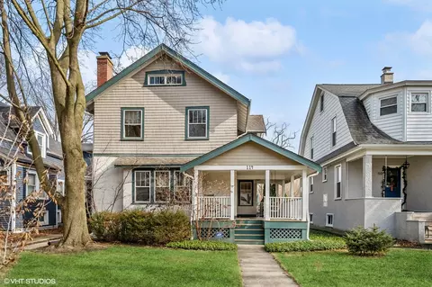 114 5th St, Wilmette, IL 60091