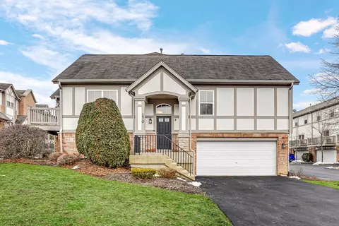 170 Rosehall Dr, Lake Zurich, IL 60047