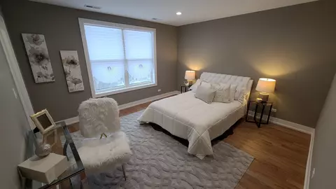 Bedroom - 529 S Elm St, Itasca, IL 60143 photo 4 of 11
