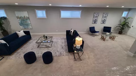 Living - 529 S Elm St, Itasca, IL 60143 photo 10 of 10