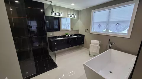 Bath - 529 S Elm St, Itasca, IL 60143 photo 2 of 16