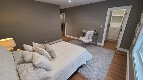 Bedroom - 529 S Elm St, Itasca, IL 60143 photo 6 of 11