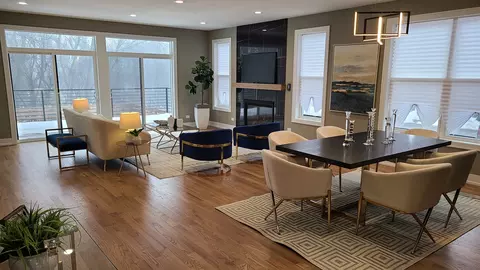 Living - 529 S Elm St, Itasca, IL 60143 photo 2 of 10