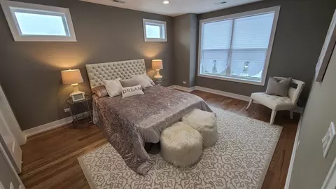 Bedroom - 529 S Elm St, Itasca, IL 60143 photo 7 of 11