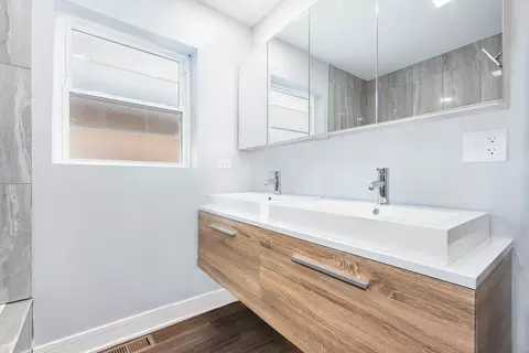 33 E 121st St, Chicago, IL 60628 photo 12