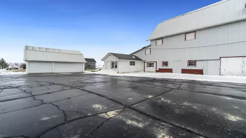 2341 W Egan Rd, Leaf River, IL 61047 photo 32