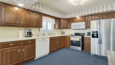 2341 W Egan Rd, Leaf River, IL 61047 photo 8