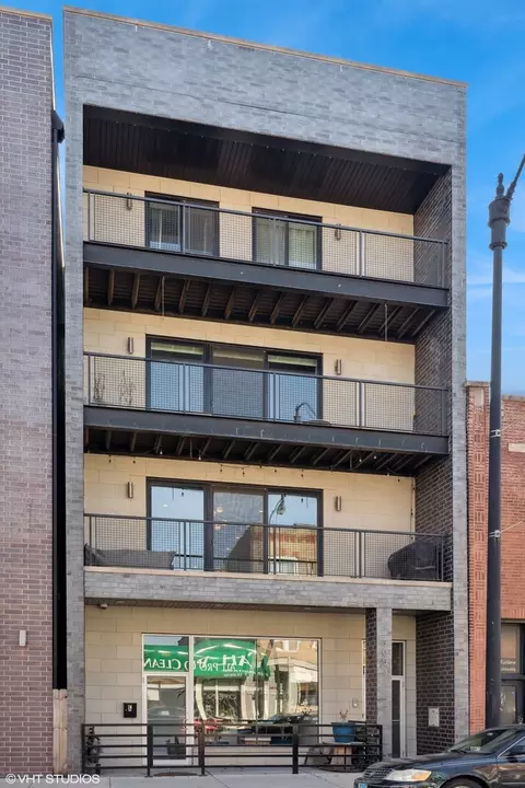 3053 W Armitage Ave #1, Chicago, IL 60647