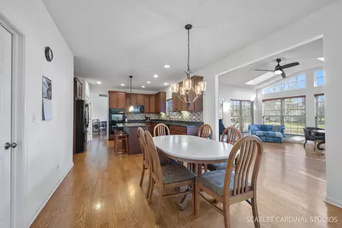 Dining - 16524 Hidden River Cir, Plainfield, IL 60586 photo 1 of 2