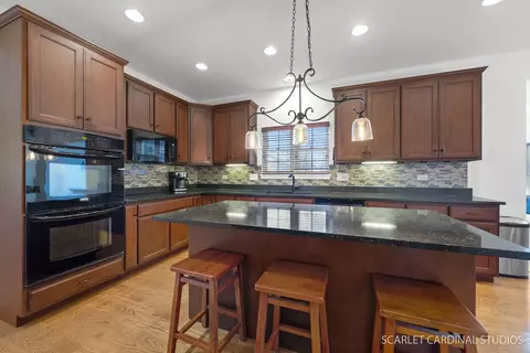 Kitchen - 16524 Hidden River Cir, Plainfield, IL 60586 photo 3 of 3