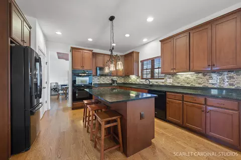 Kitchen - 16524 Hidden River Cir, Plainfield, IL 60586 photo 1 of 3