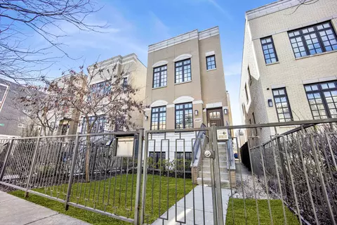 2007 W Erie St, Chicago, IL 60612