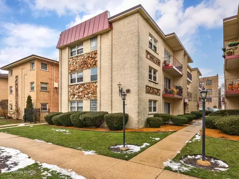 4212 N Keystone Ave #2A, Chicago, IL 60641