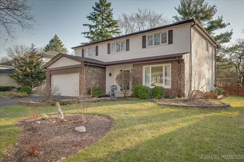 1508 Hyde Park Ln, Naperville, IL 60565