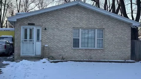 16112 Trumbull Ave, Markham, IL 60426 photo 2